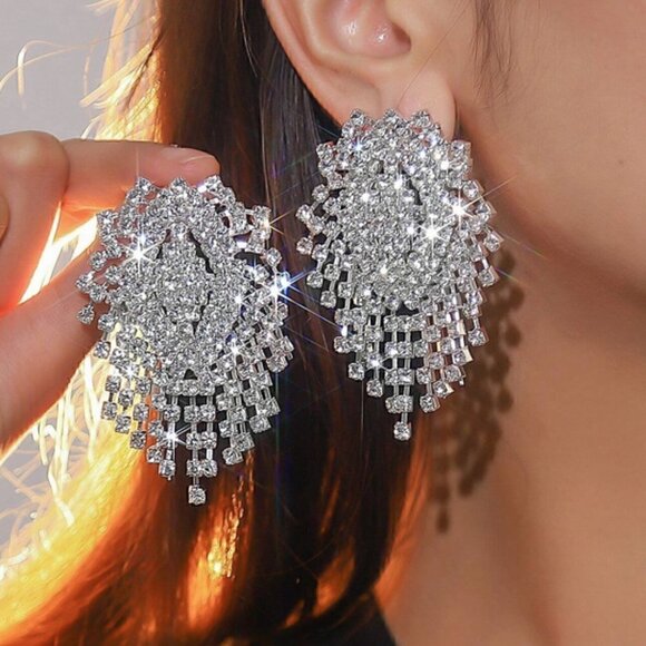 Rhinestone tassel drop earrings chic classy elegant statement - Picture 1 of 3